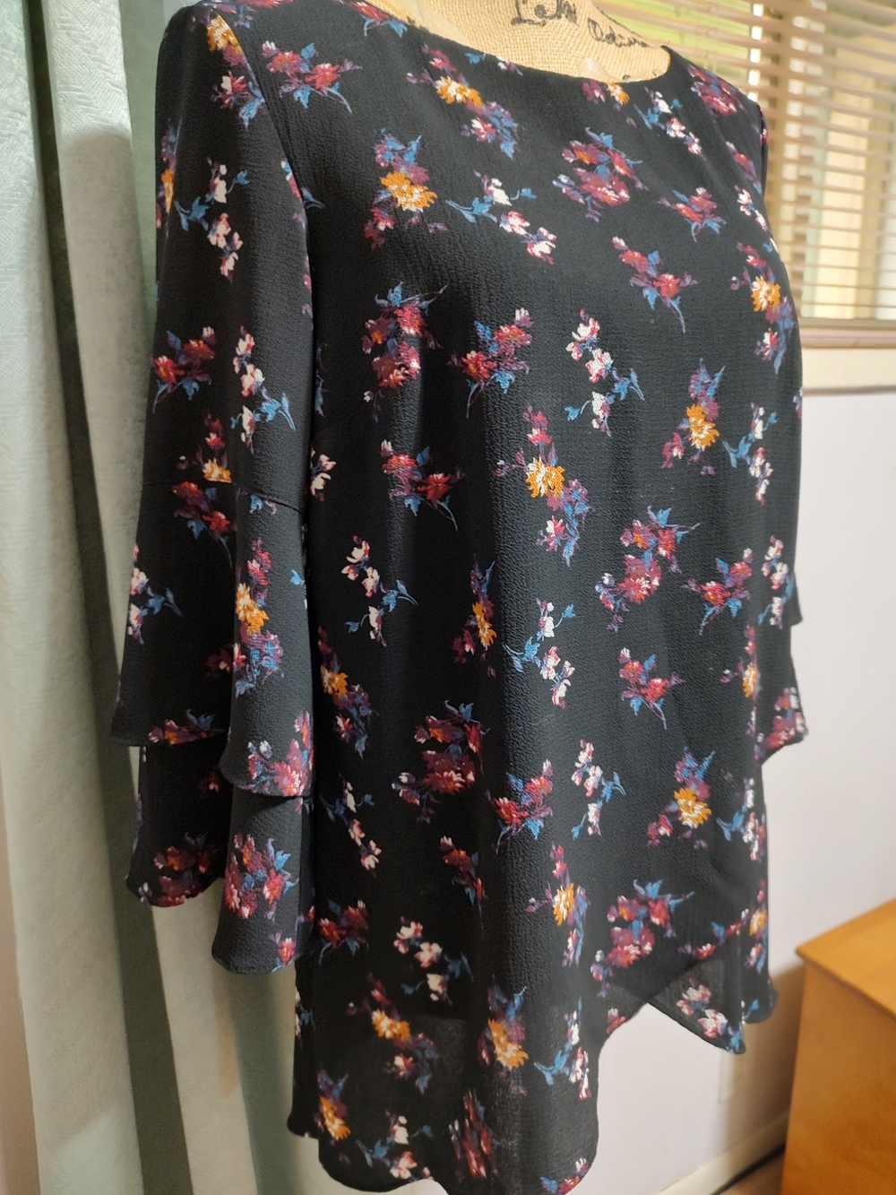 Apt. 9 Black Floral Layered-Sleeve Blouse with Multicolor Blooms